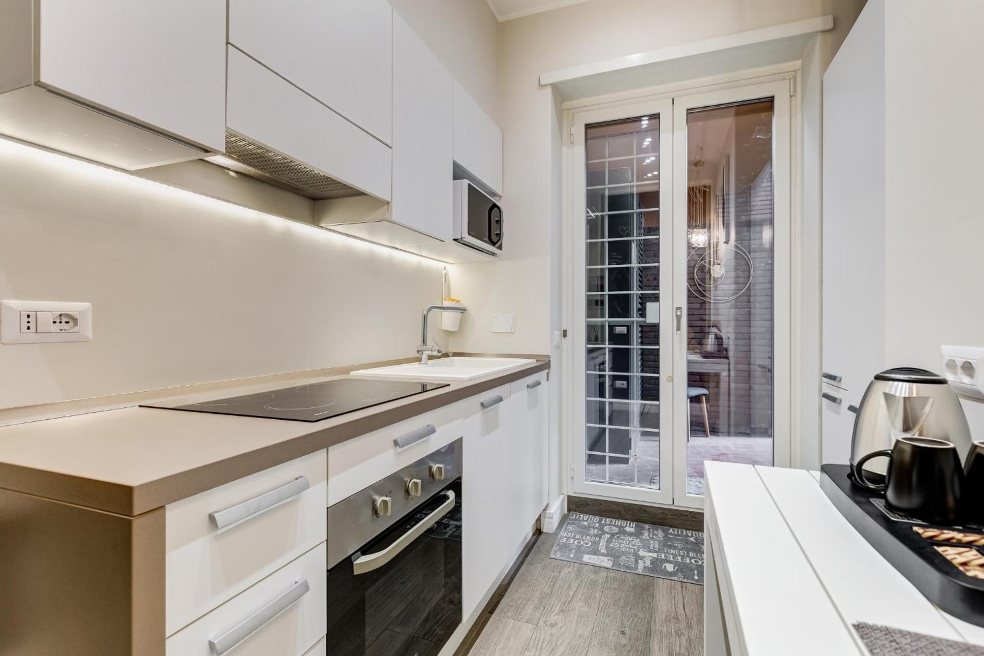 Trastevere-Royal Orchid Apartment ローマ エクステリア 写真
